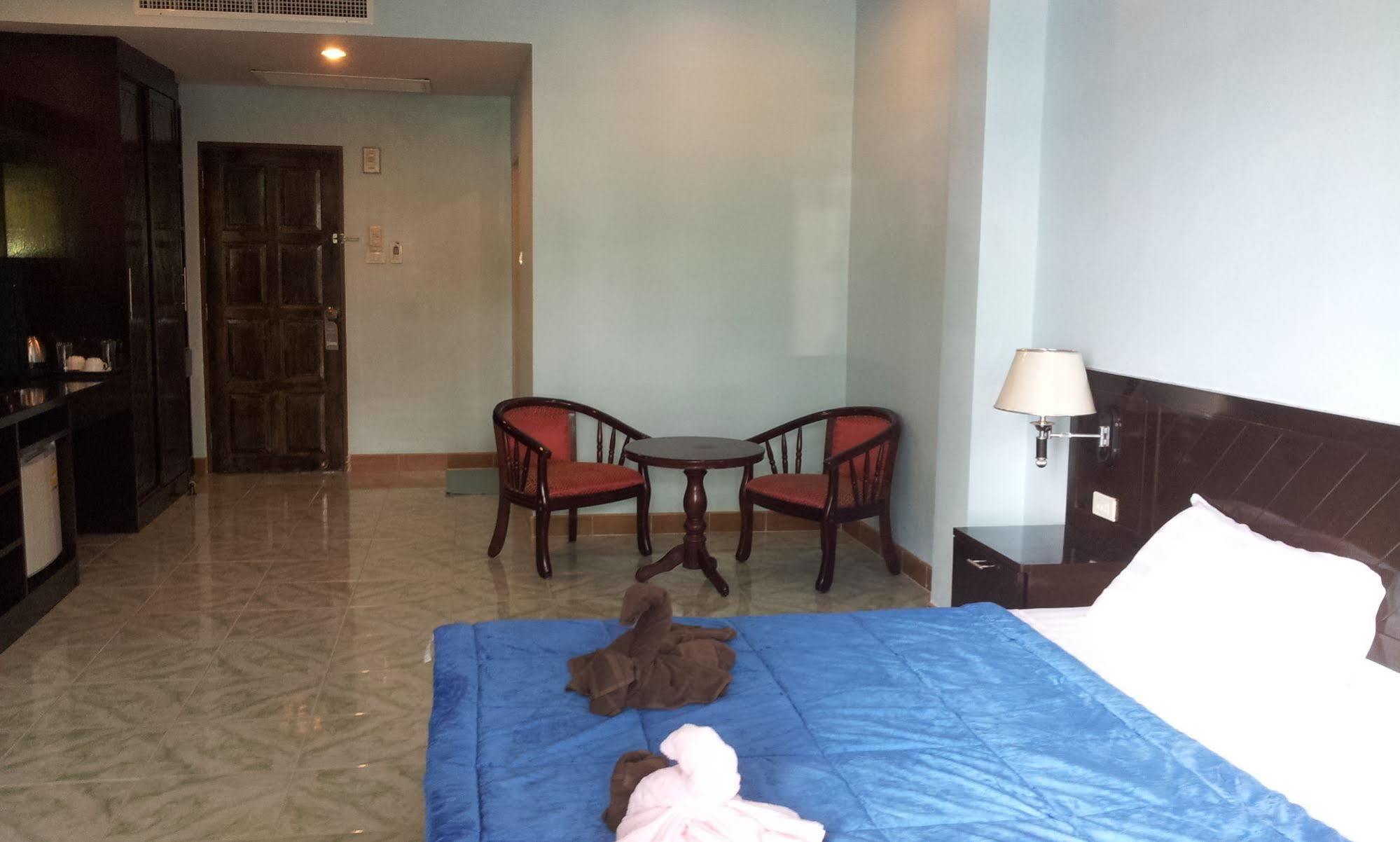 Feng Shui House Patong Exterior foto
